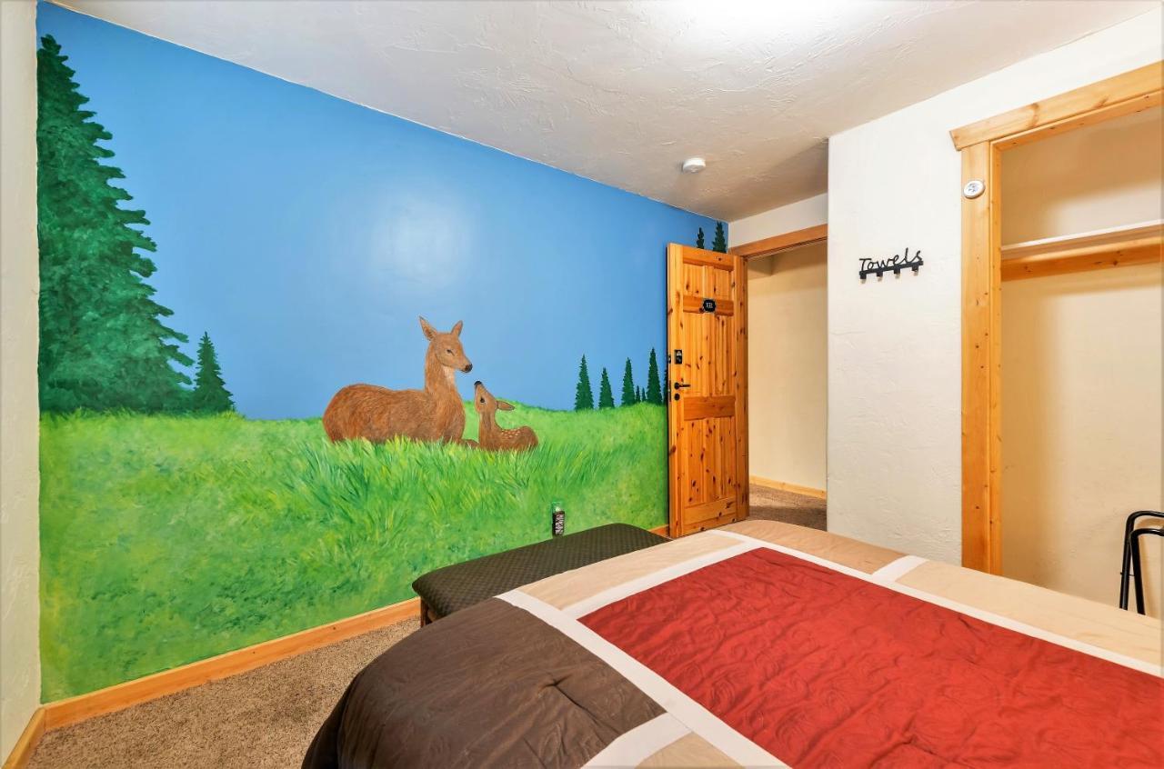 The Hideaway Hostel アイランド・パーク エクステリア 写真