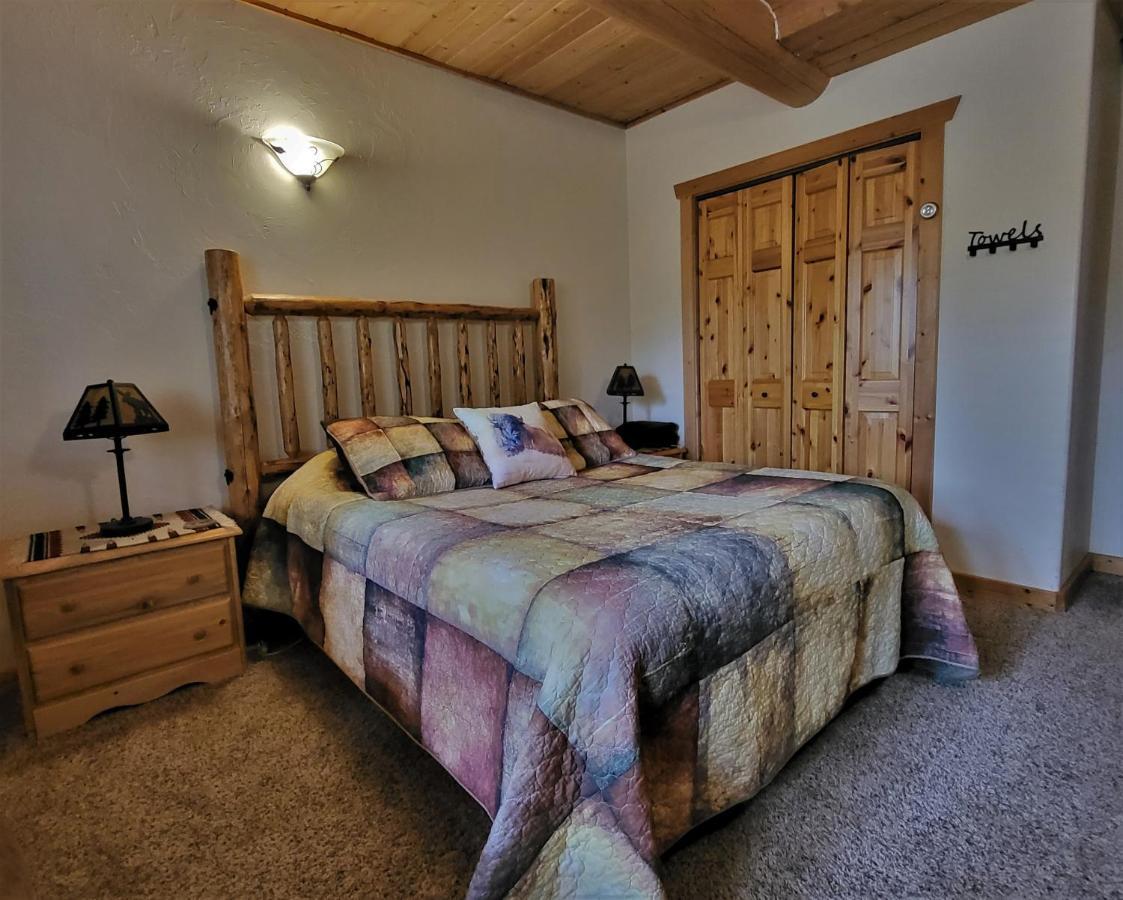 The Hideaway Hostel アイランド・パーク エクステリア 写真